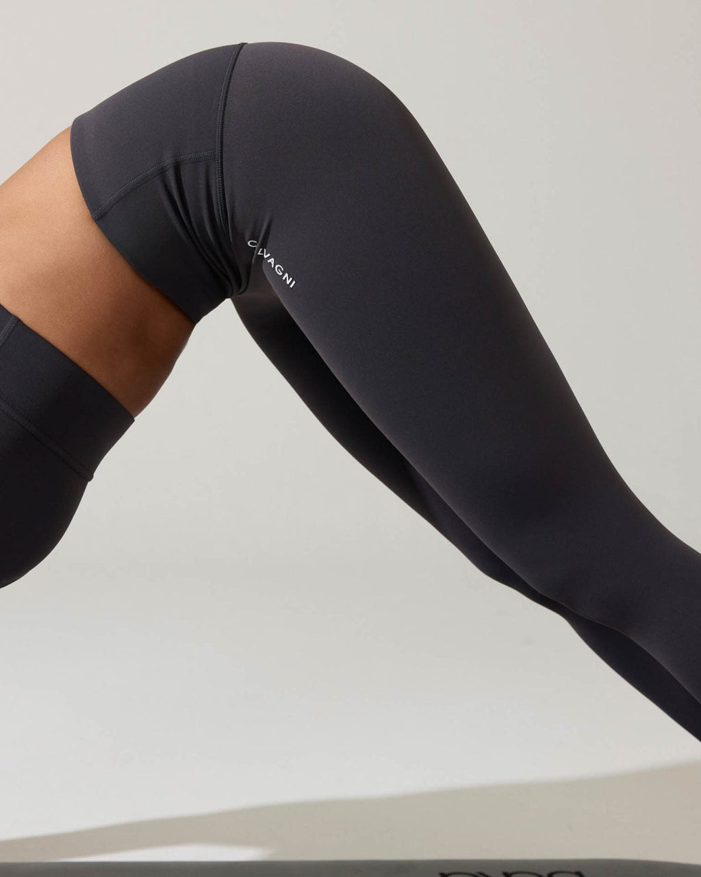 HARMONY LEGGINGS | GRIS OSCURO