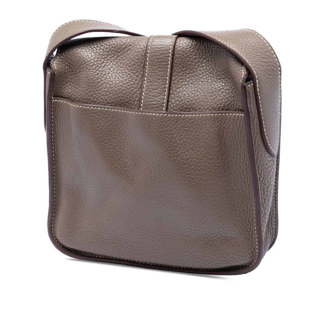 Clemence Steve Pochette