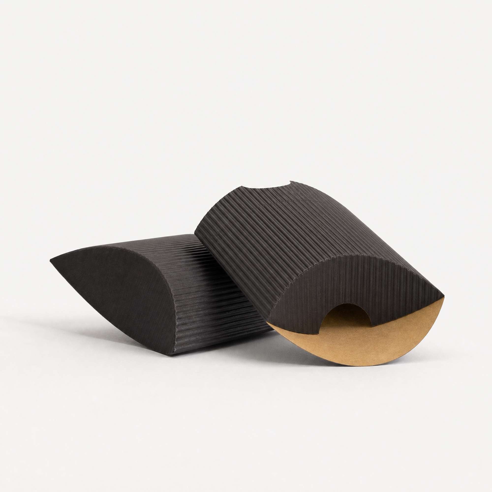 Cajas de almohada de cartón ondulado