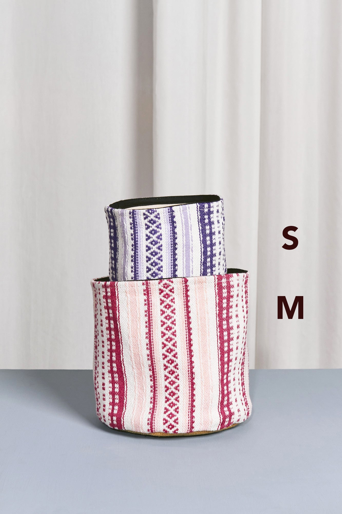 Cesto alpujarra rosa y malva