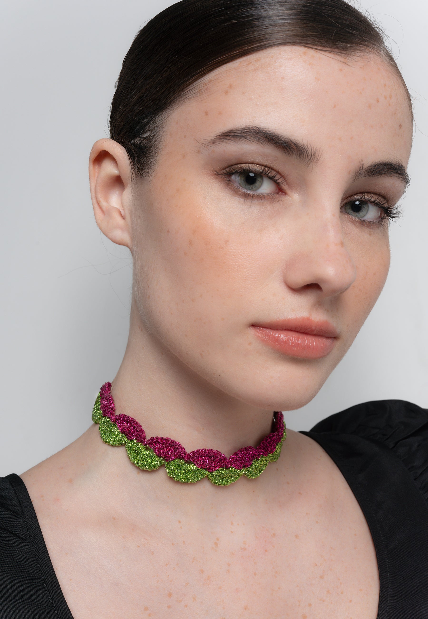Choker Vibrant Deyá Verde y Fucsia