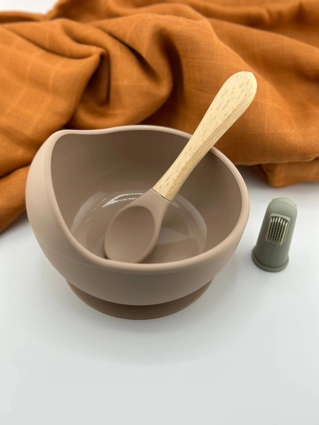 Cuenco + Cuchara + Cepillo de Silicona Organica y Bamboo Ecológico