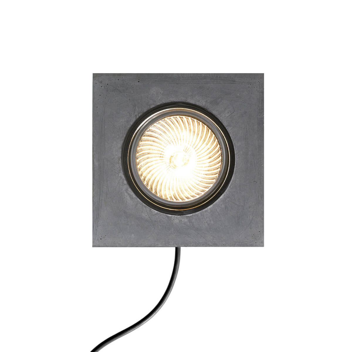Q Floor Lamp