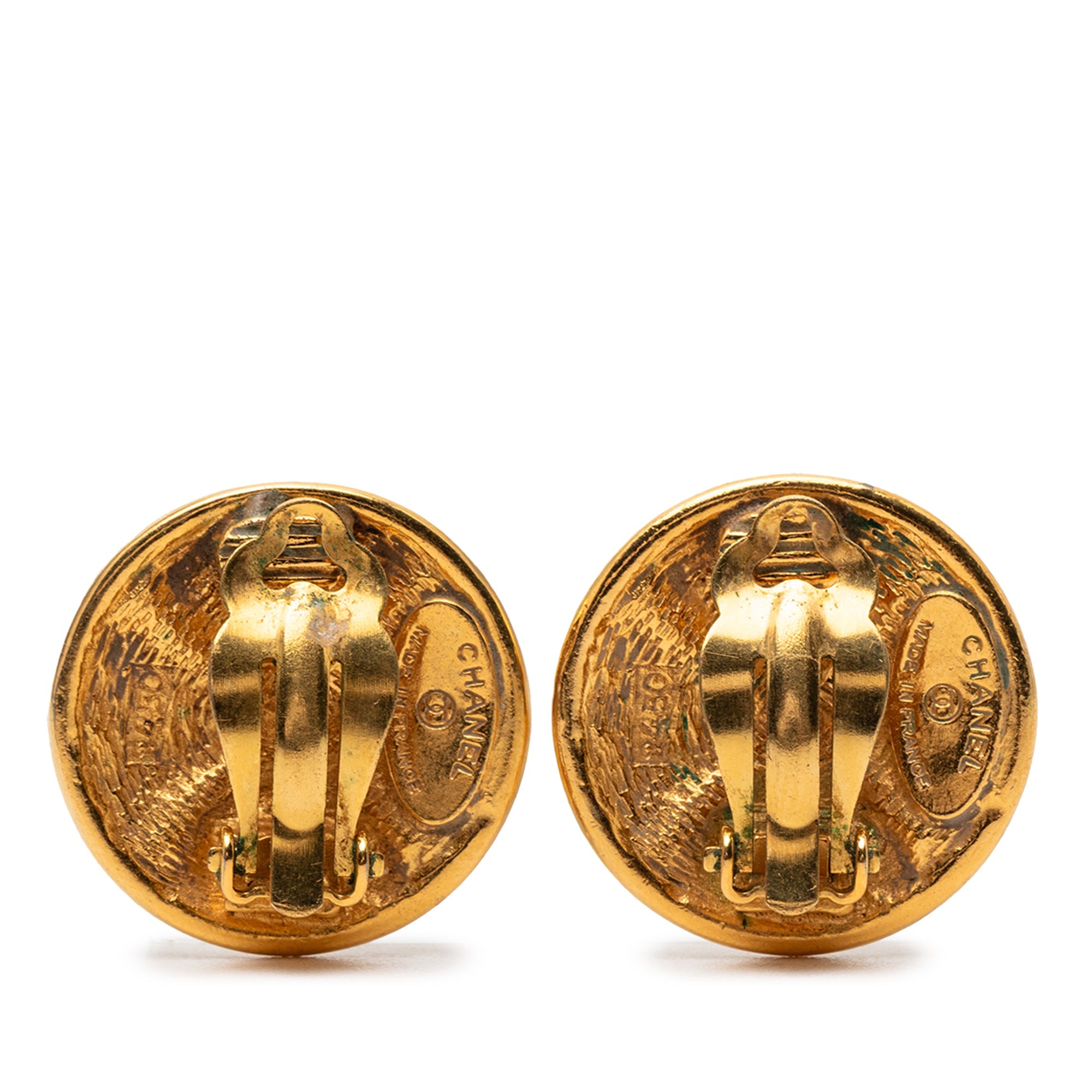 Gold Plated Quilted Round Clip On Earrings