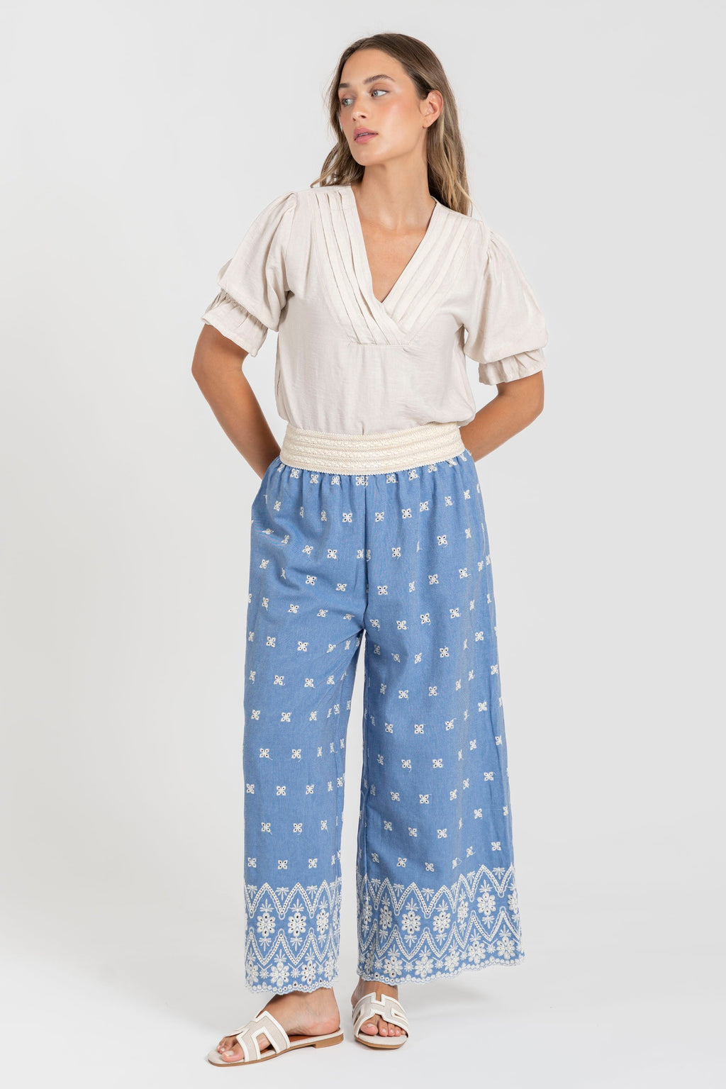 PANTALON  BORDADOS