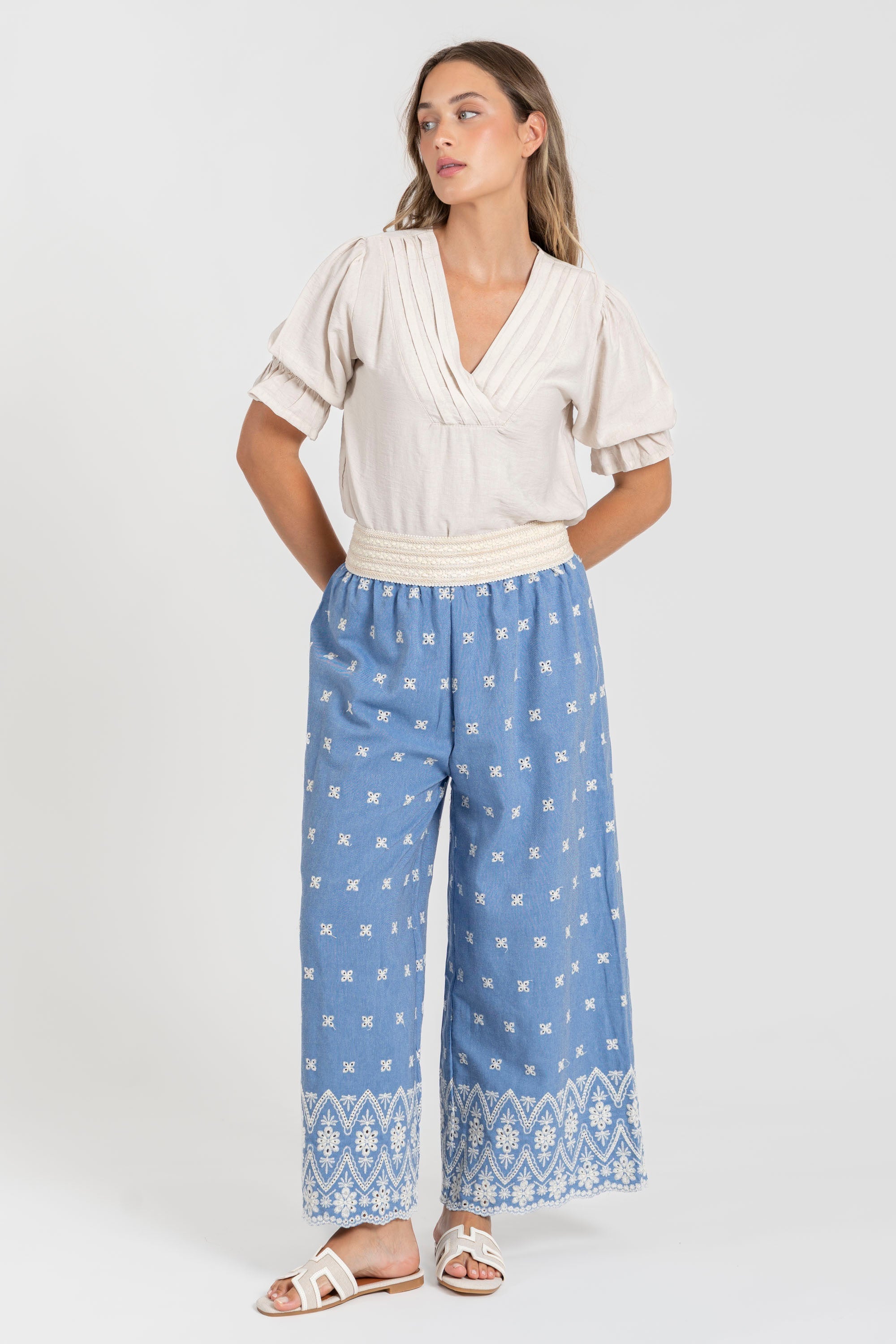 PANTALON  BORDADOS