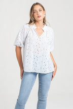 BLUSA  BORDADOS