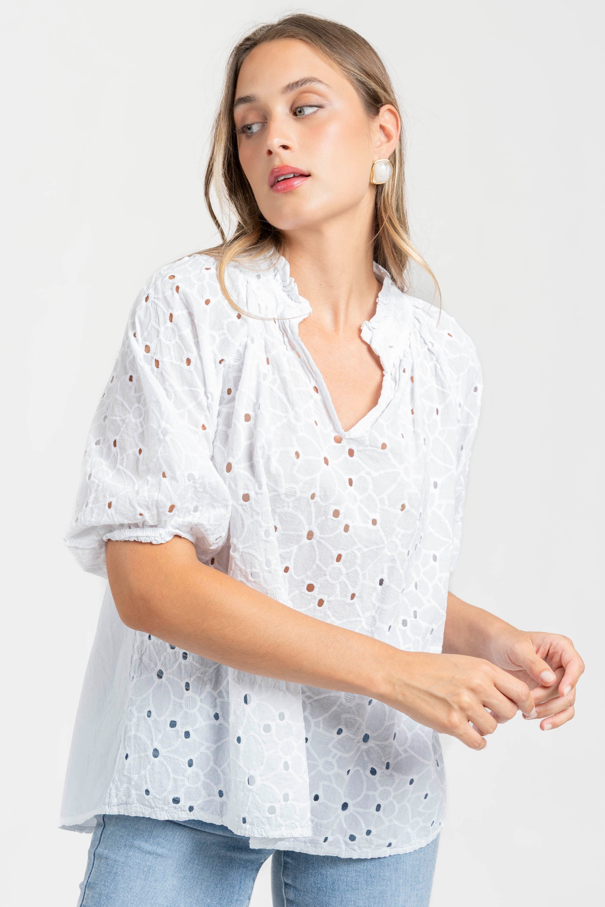 BLUSA  BORDADOS