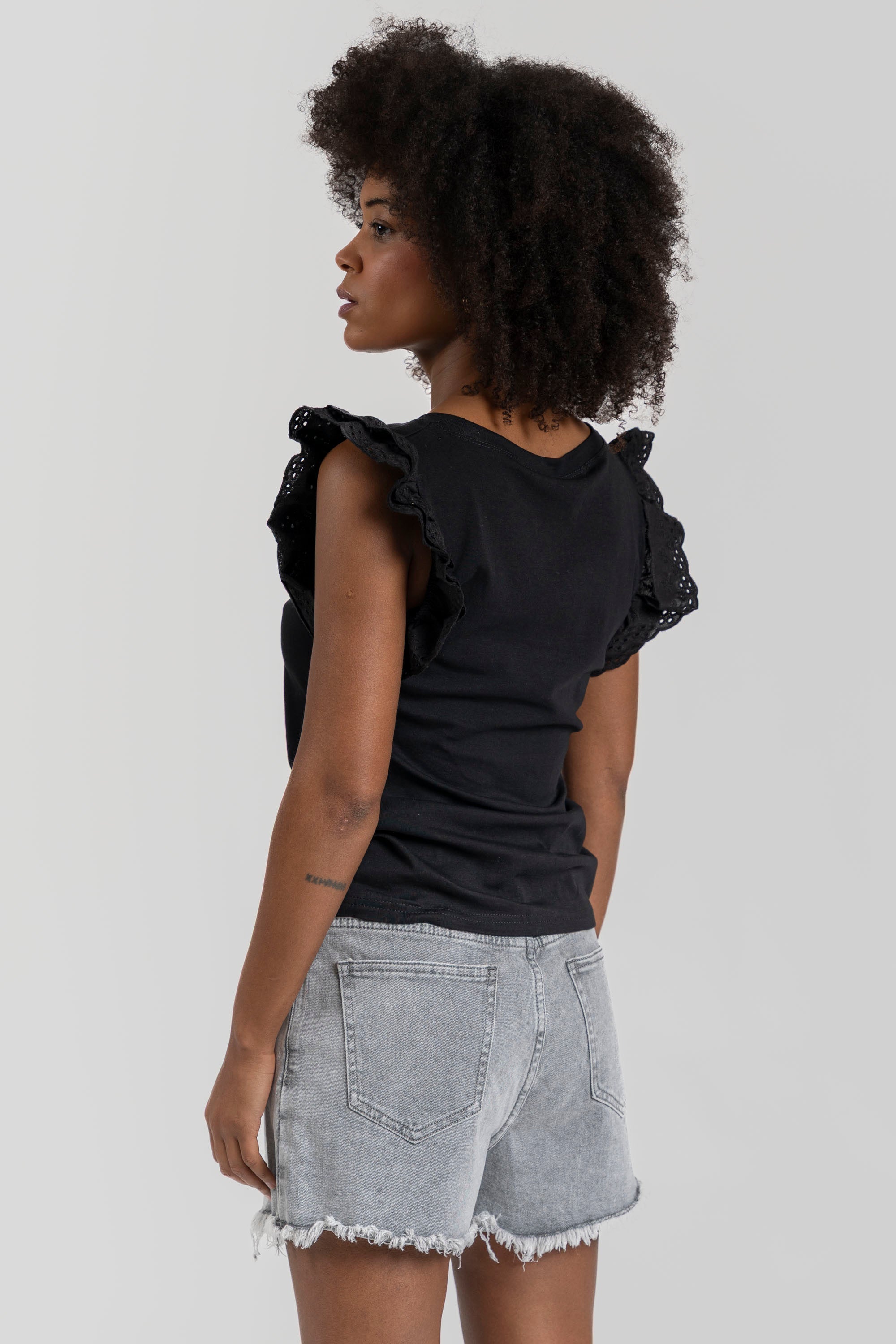 CAMISETA  ABRIL