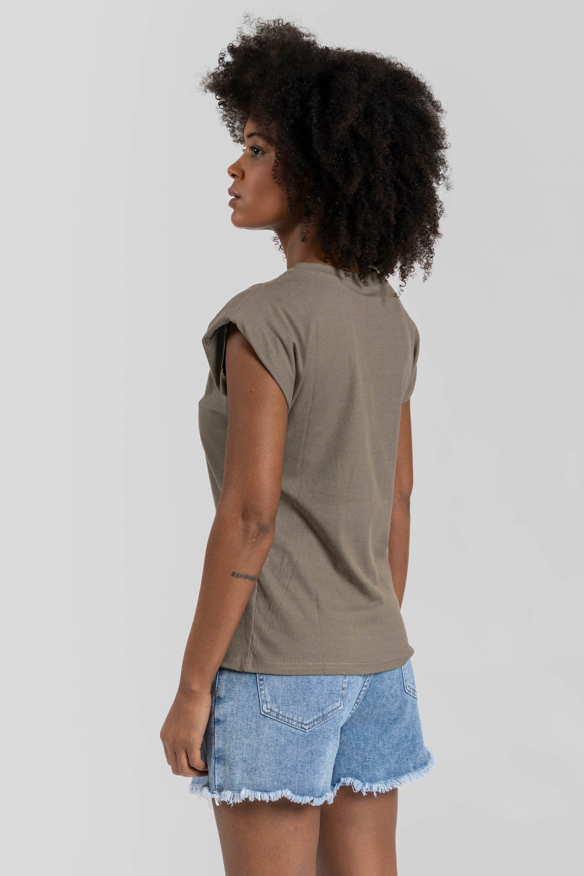 CAMISETA  OLIVIA