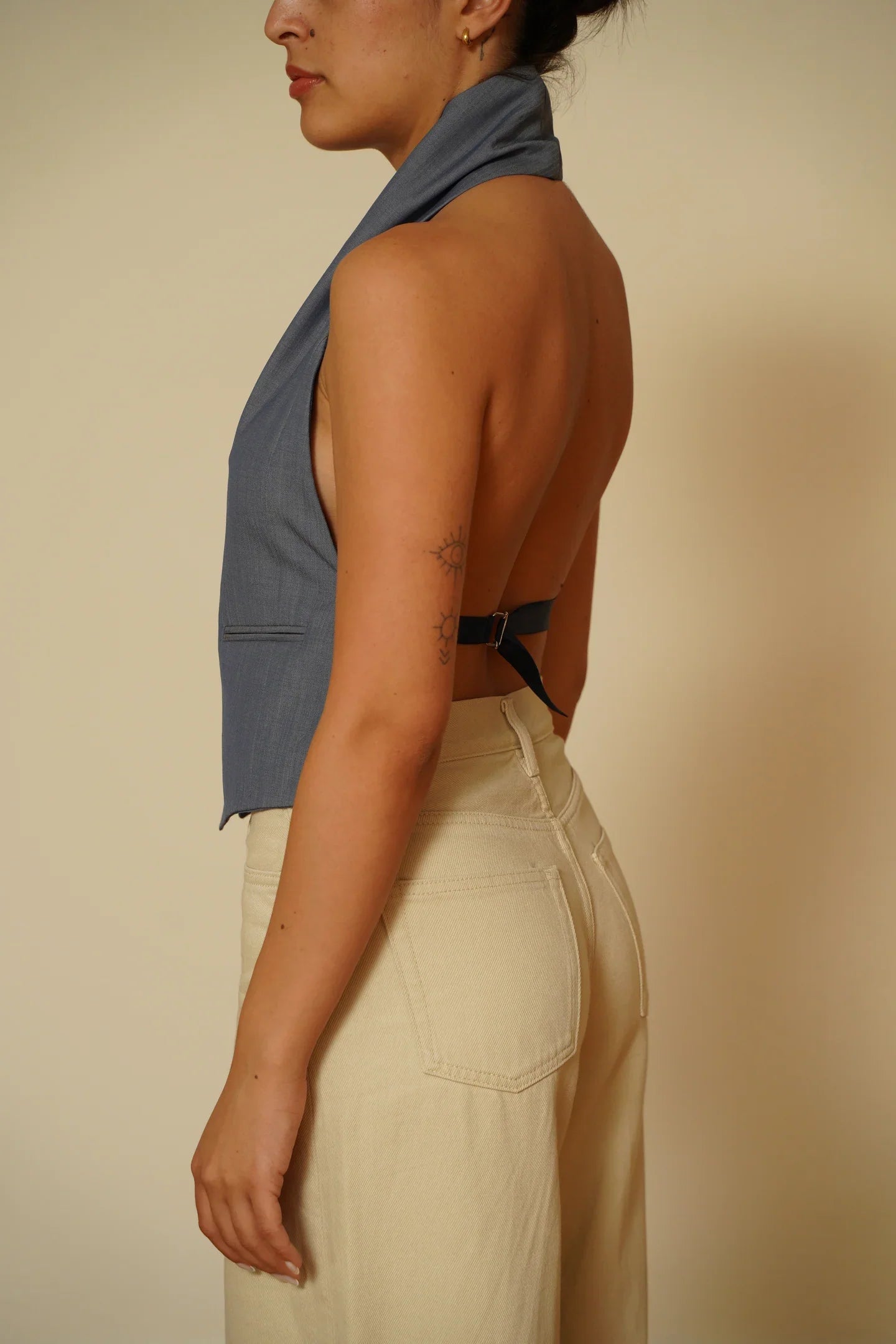 RE-VEST