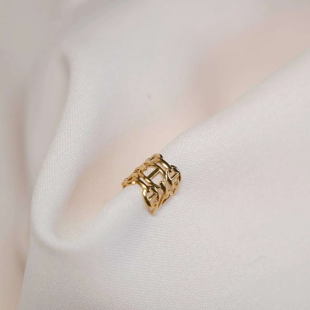Suli Cuff Earrings