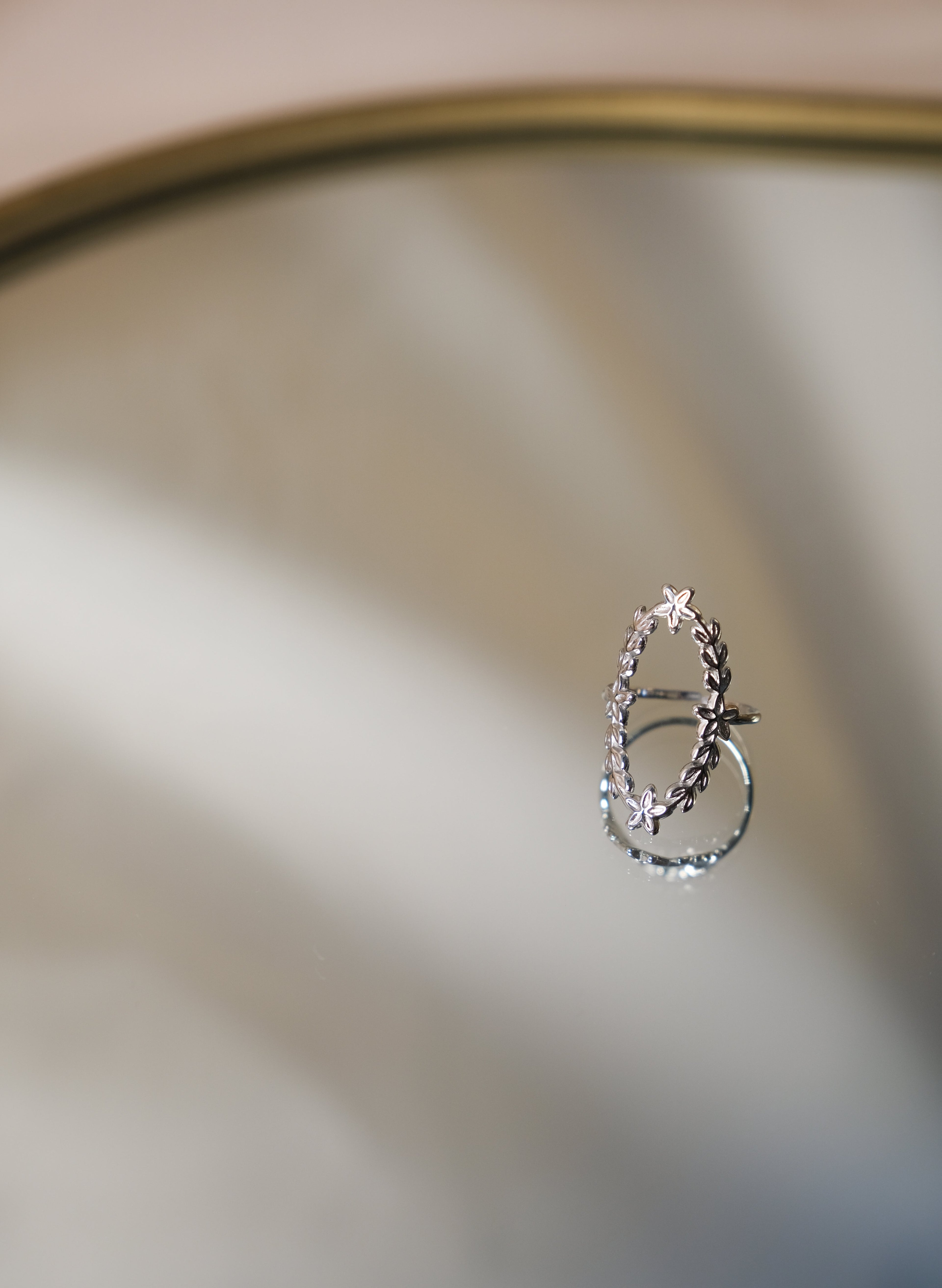 Dagma Ring
