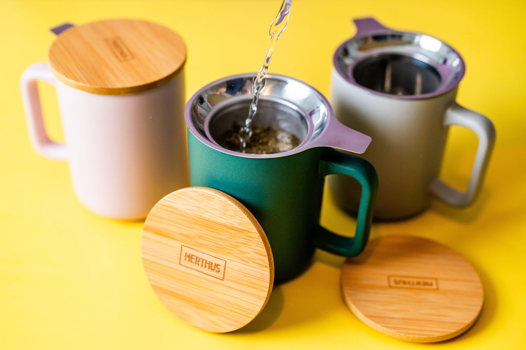 Taza de Té Cerámica con Filtro Infusor Inox y Tapa de Bambú