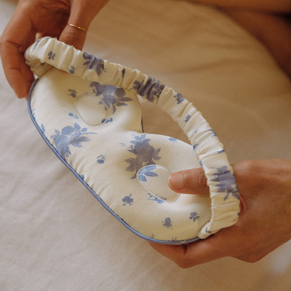 Masque de sommeil Soin des cils 100% pure soie - Fleurs de bleuet