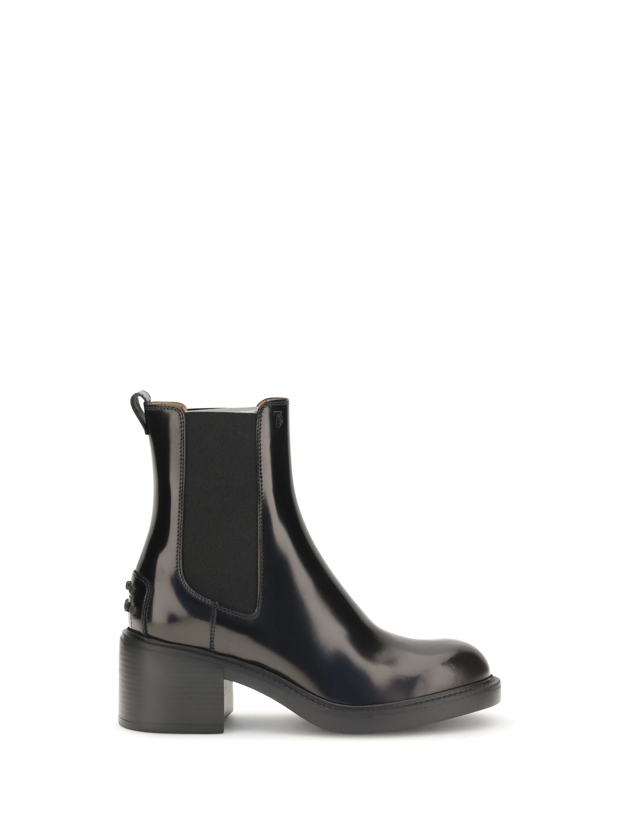 Tod's Calf Leather Chelsea Boot — Black