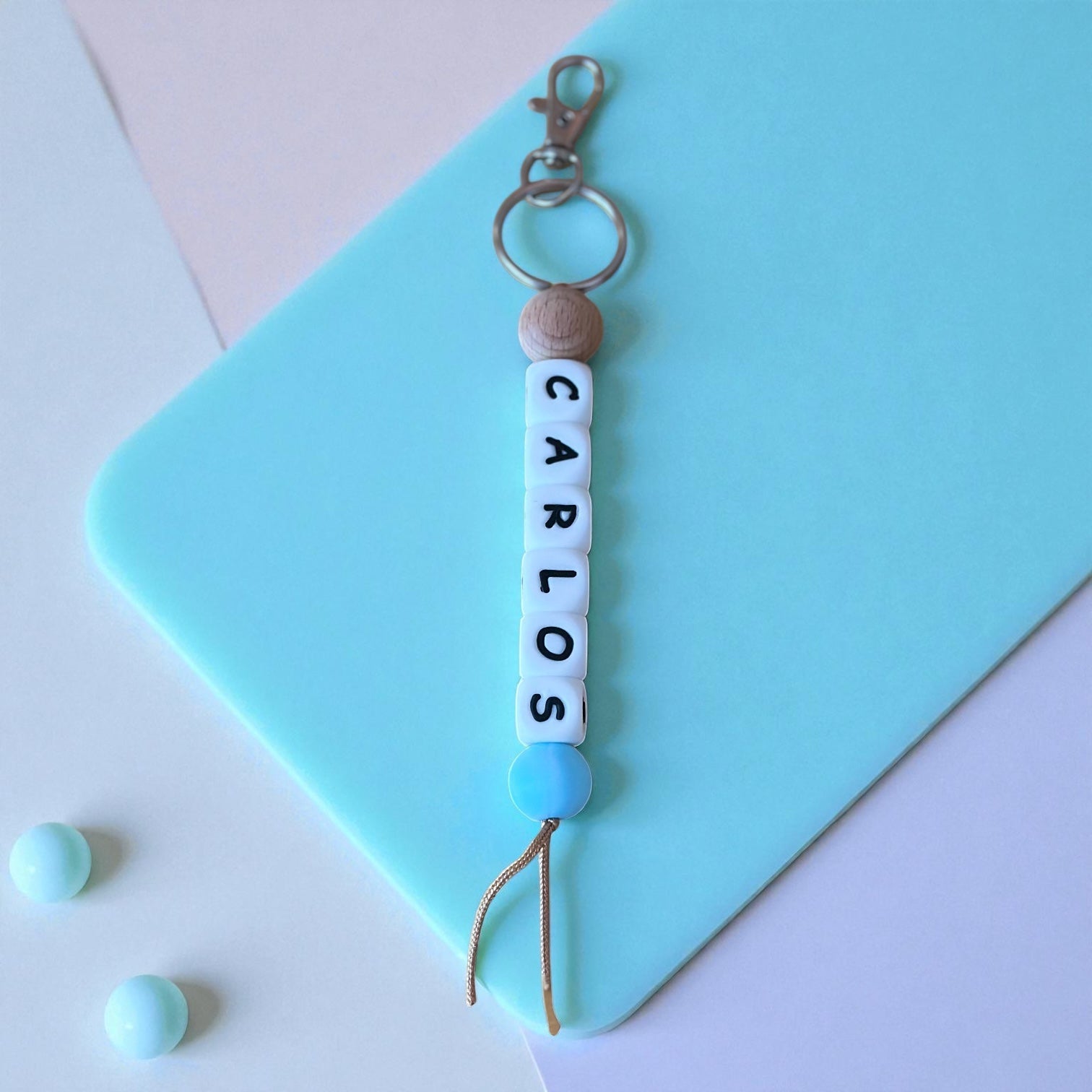 Llavero Celeste  personalizado Nenina & Co