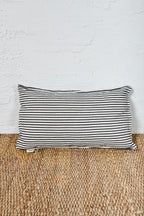Funda cojín loneta estribera blanco y negro 30cmx50cm