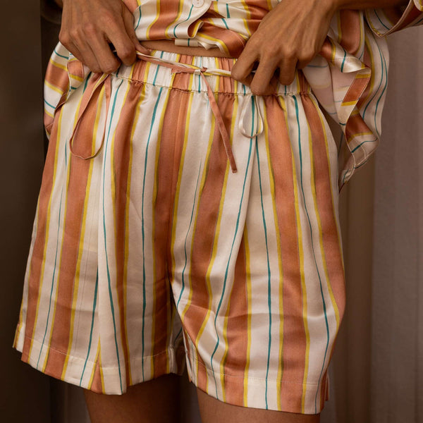 Short Oversize 100% pure soie de mûrier - Lignes divines