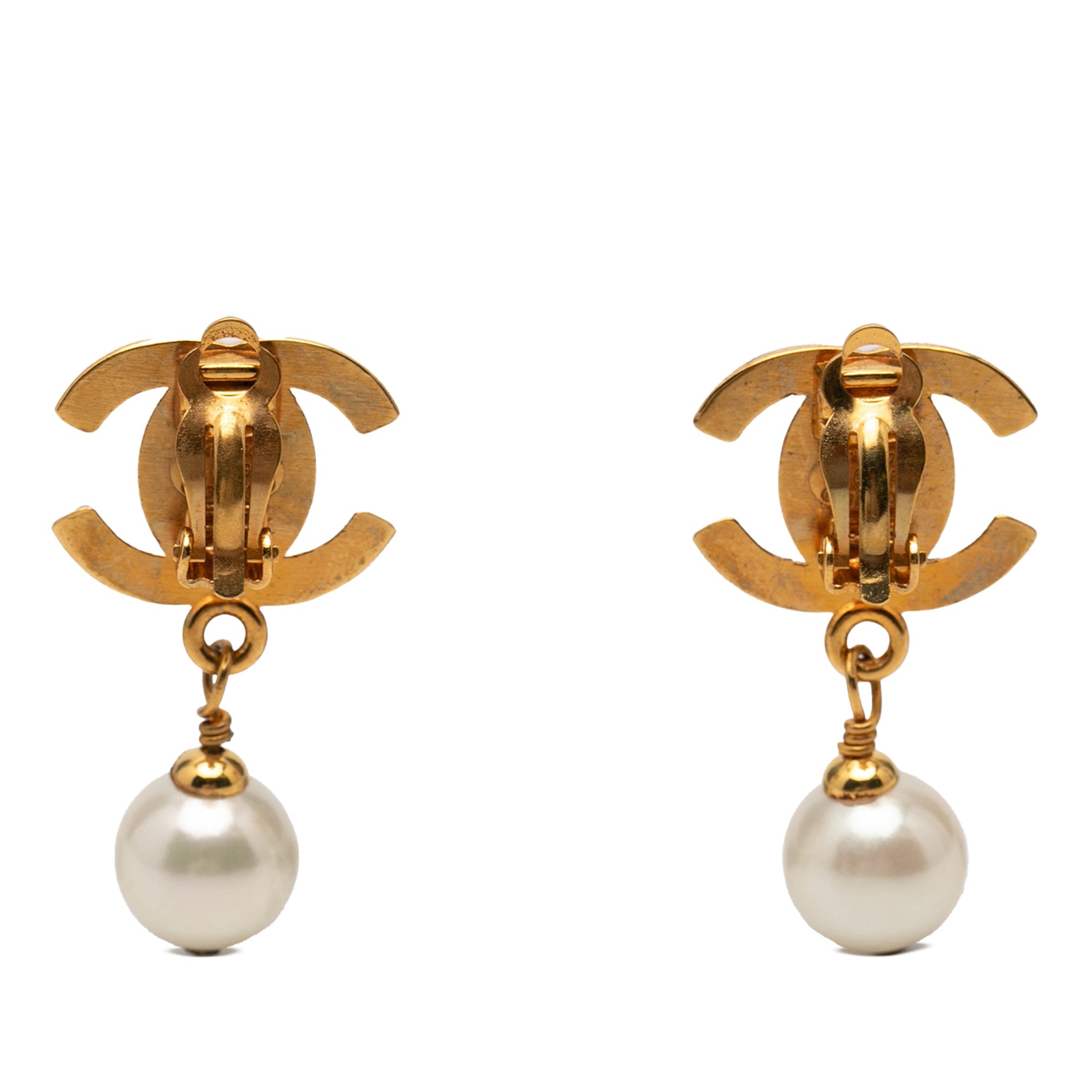 CC Gold Plated Turnlock Faux Pearl Drop Clip On Earrings