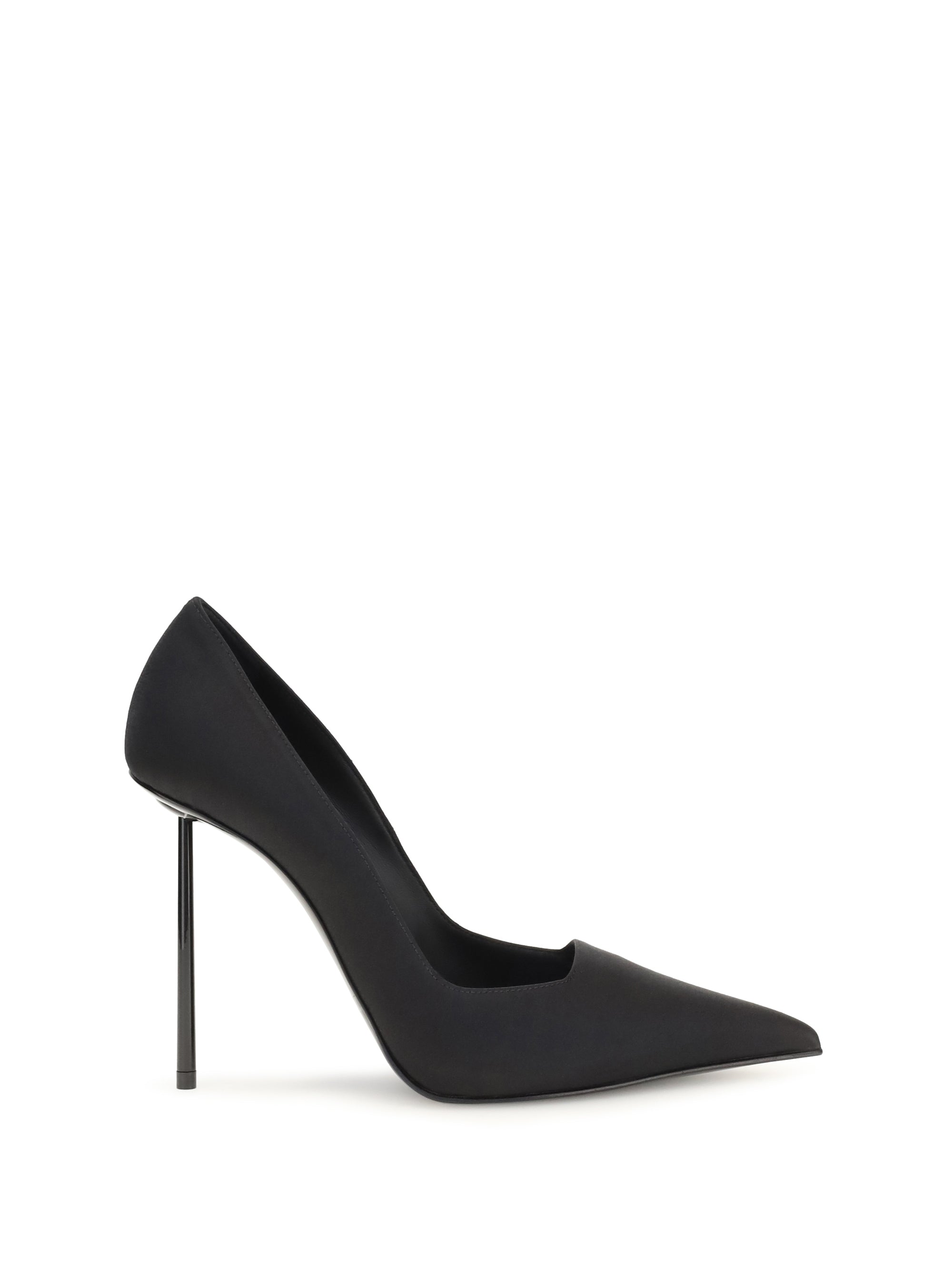 Le Silla Amelia Pumps — Black