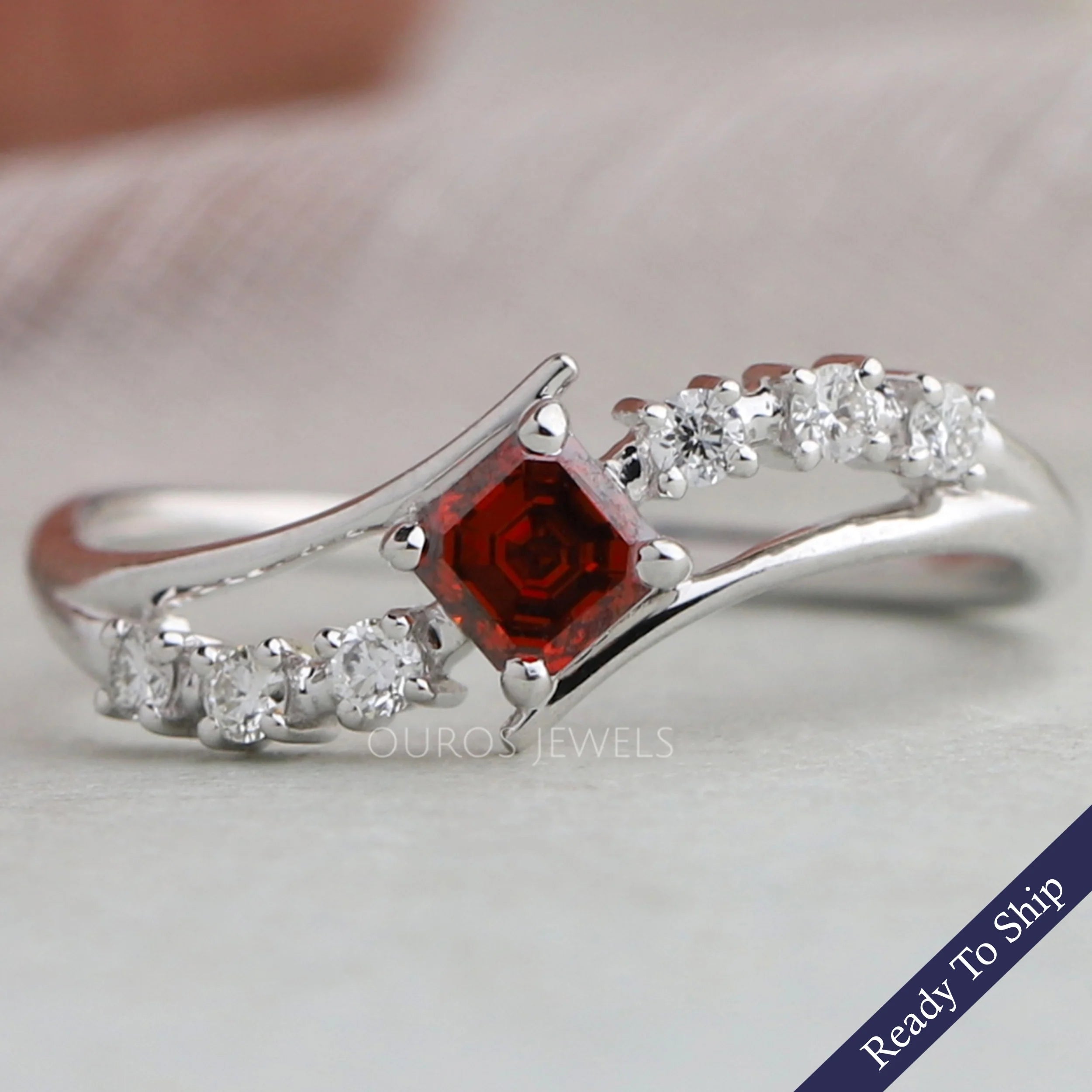 Ouros Jewels