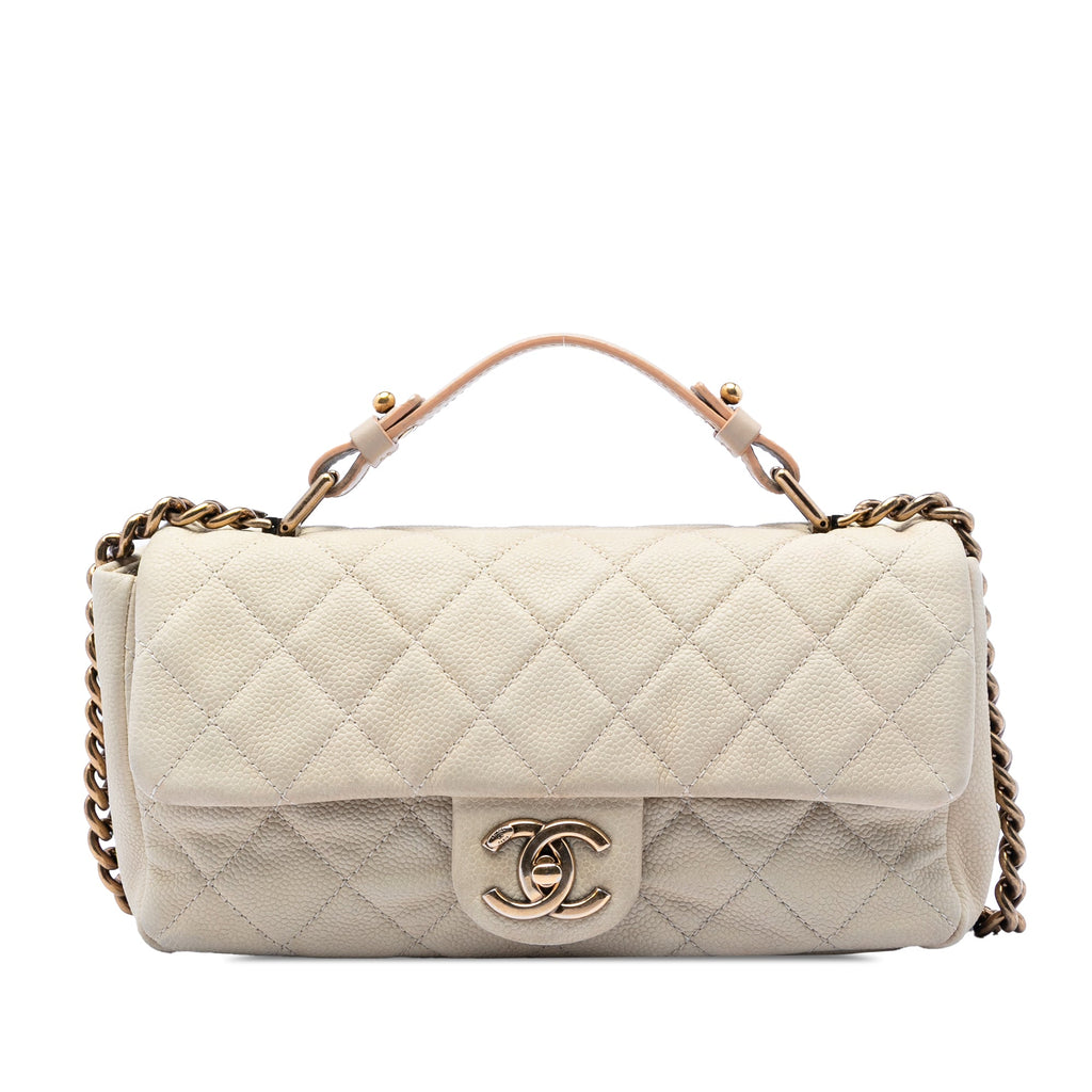 Medium CC Quilted Caviar Chic Flap