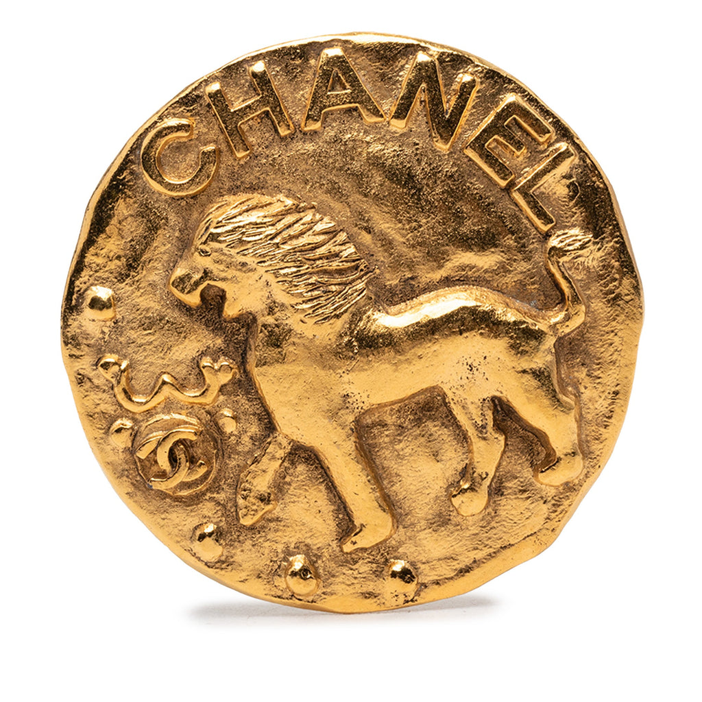 CC Gold Plated Round Lion Brooch