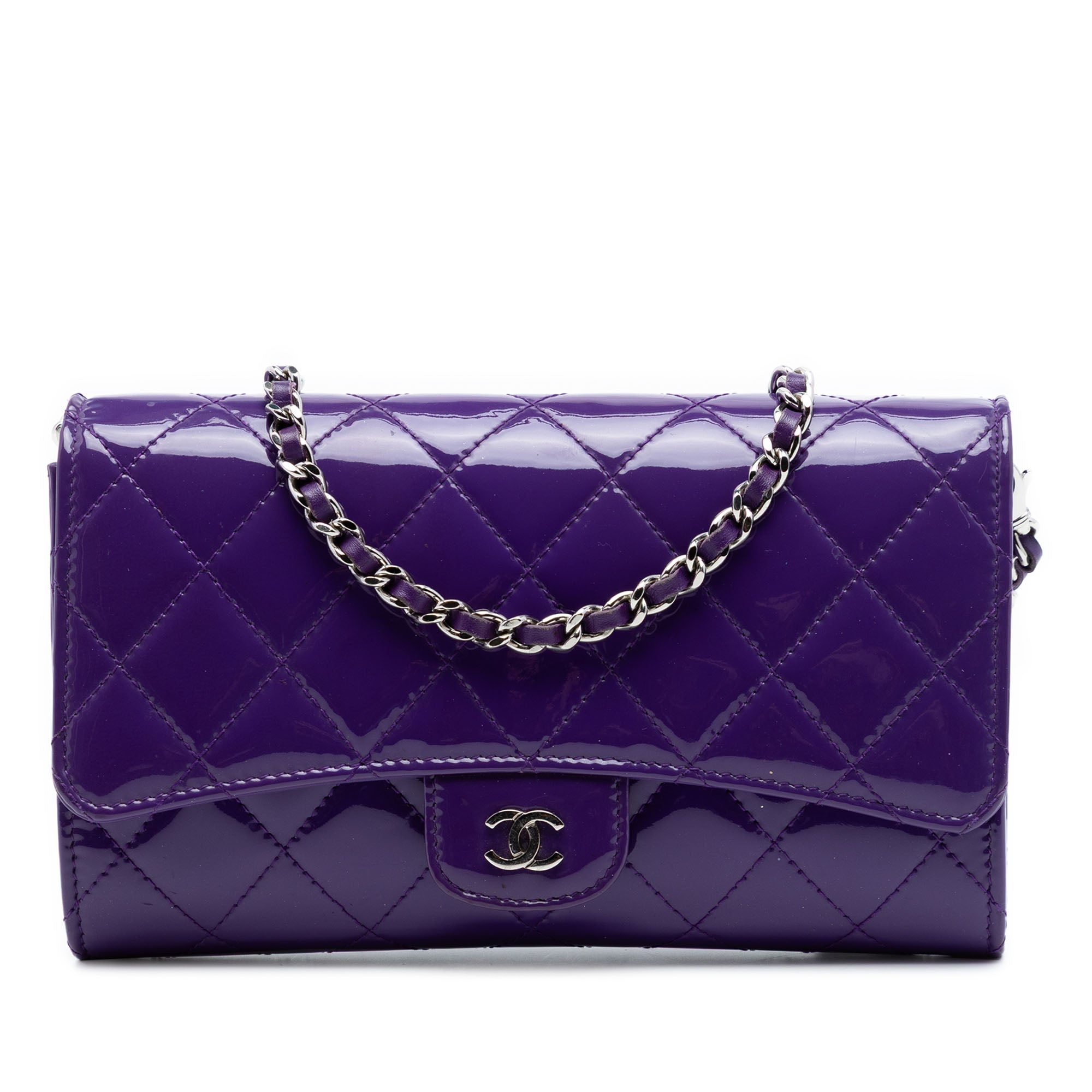 CC Quilted Patent Wallet On Chain