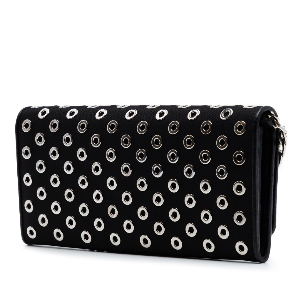 Tessuto Grommet Wallet On Chain