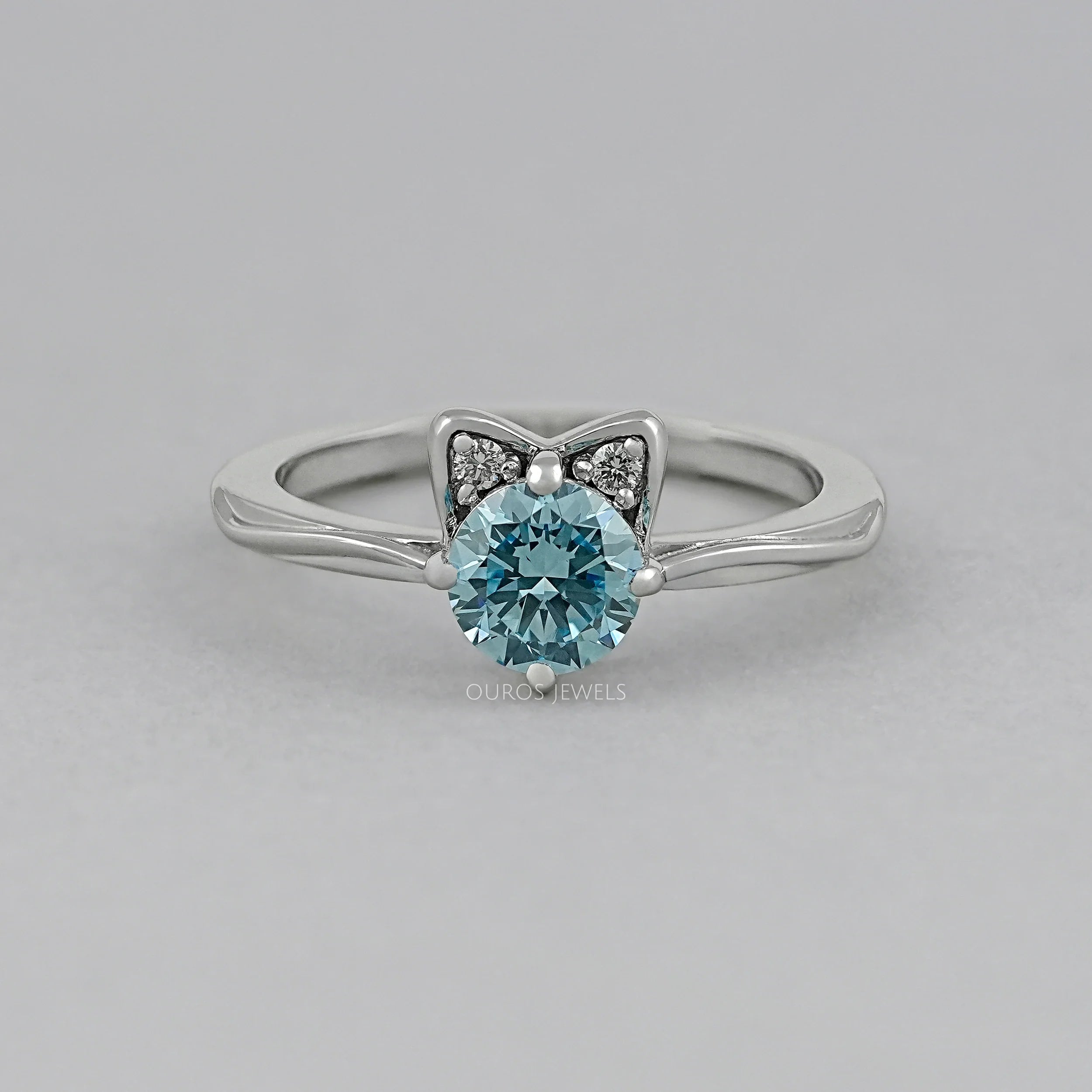 Fancy Blue Round Diamond Cat Ring