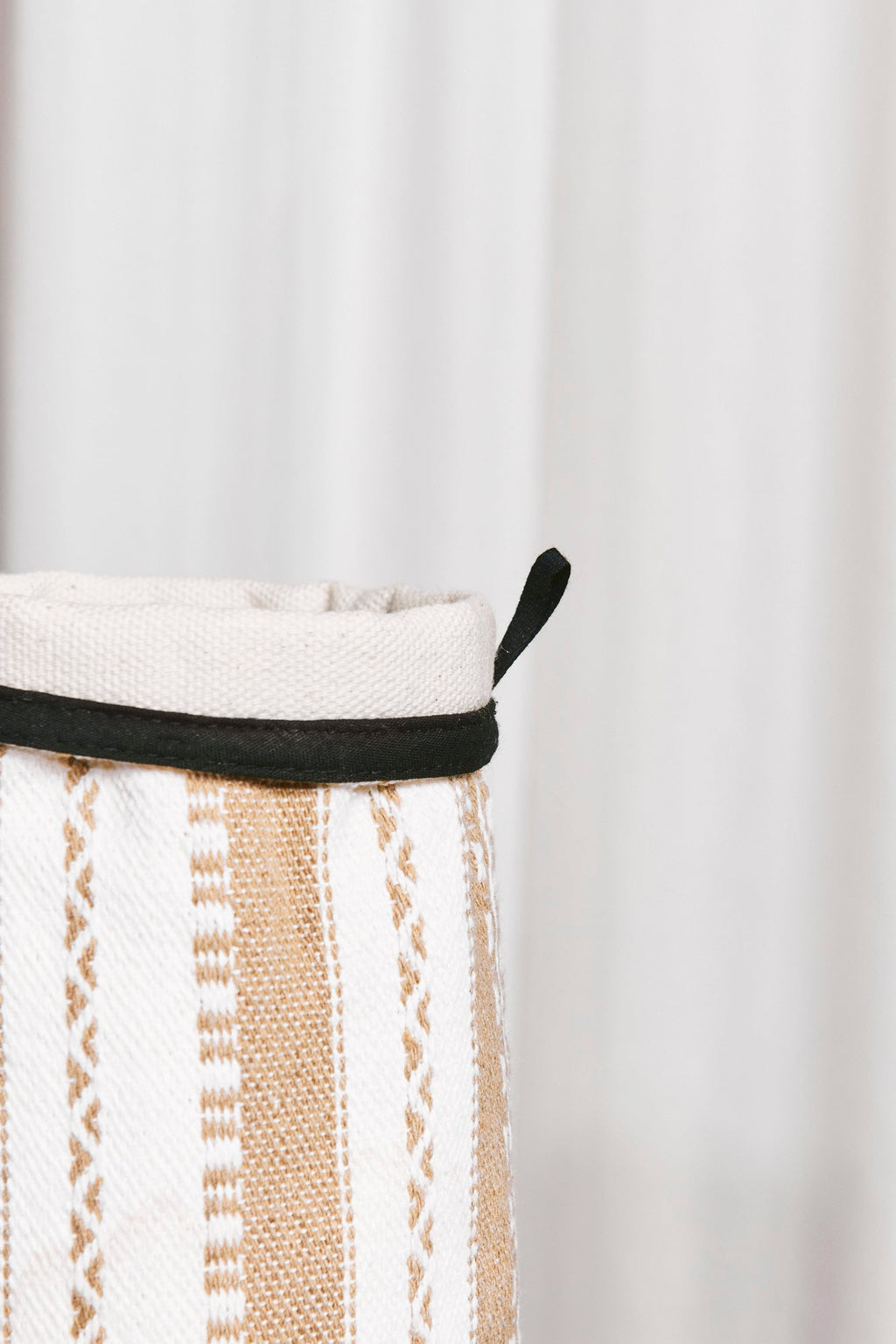 Funda Jarrón M Alpujarra crudo y blanca