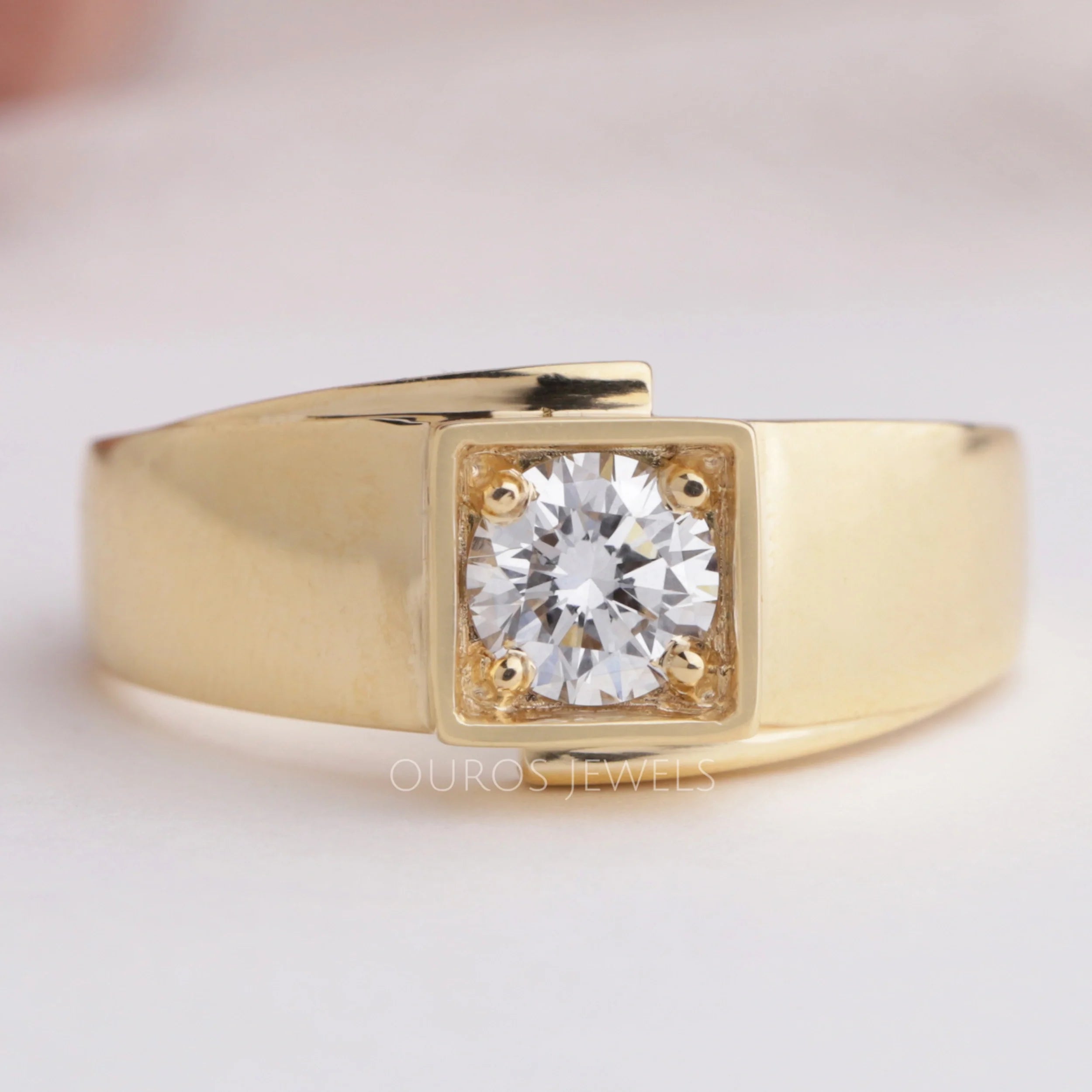 Round Cut Lab Grown Diamond  Solitaire  Wedding Men's Ring