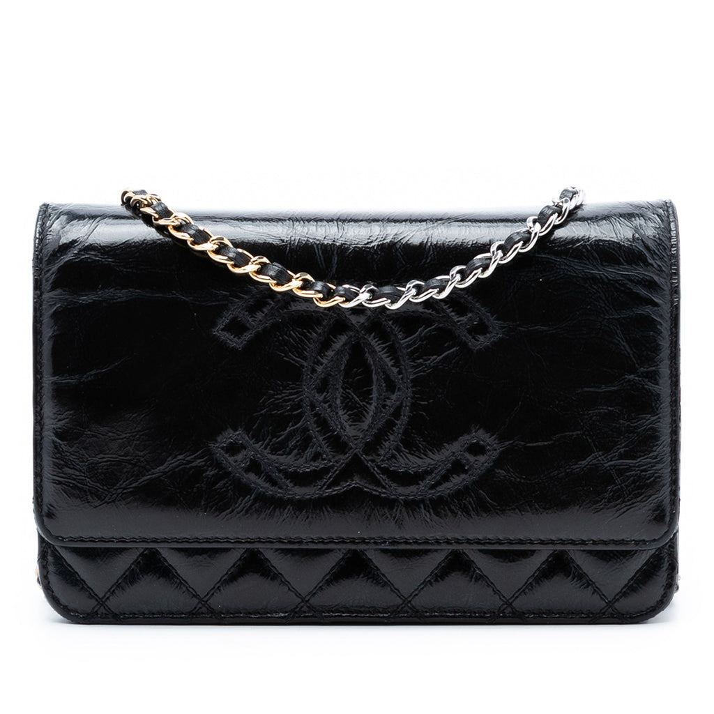 CC Quilted Shiny Aged Calfskin Wallet On Chain