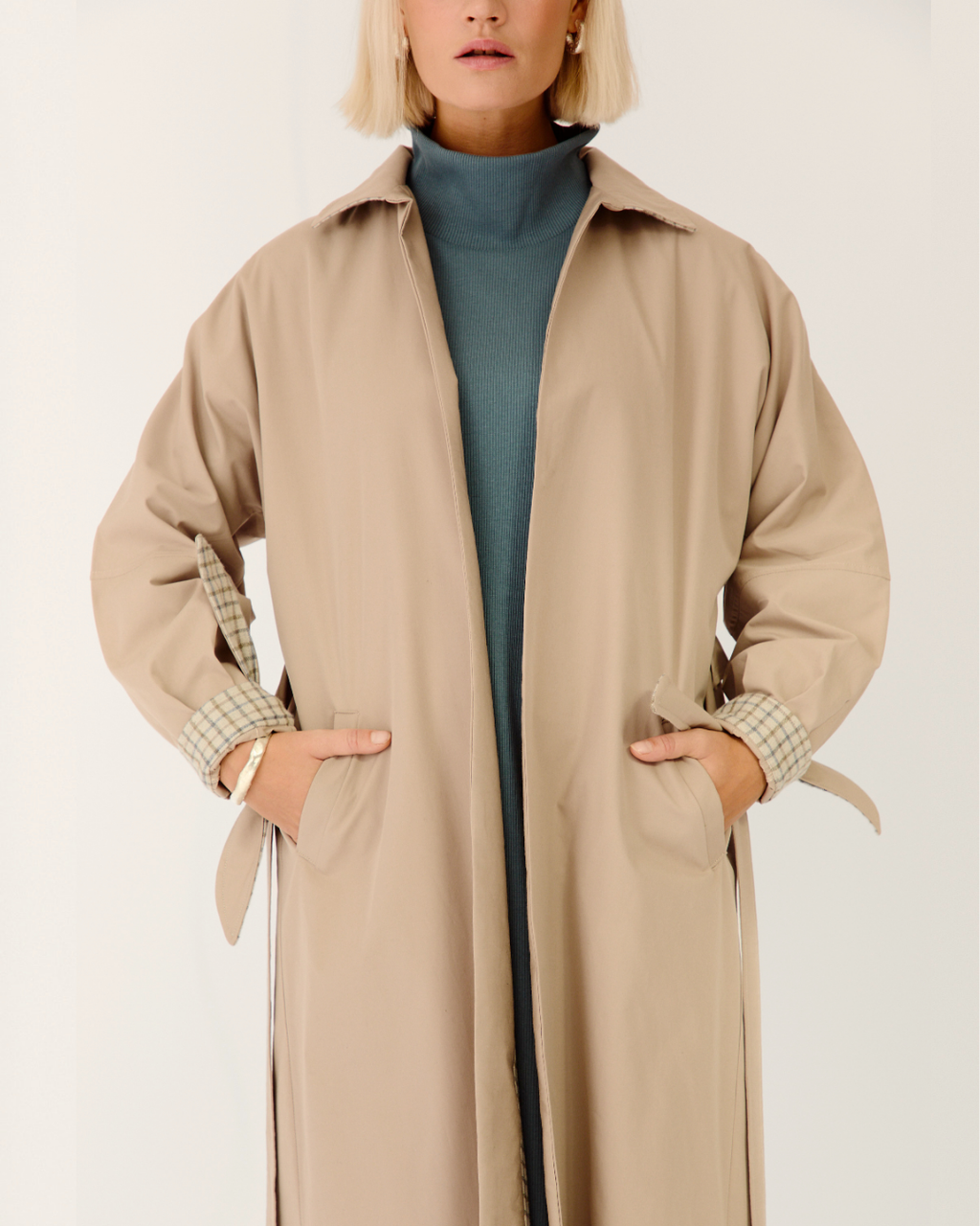 gabardina lia beige ✳