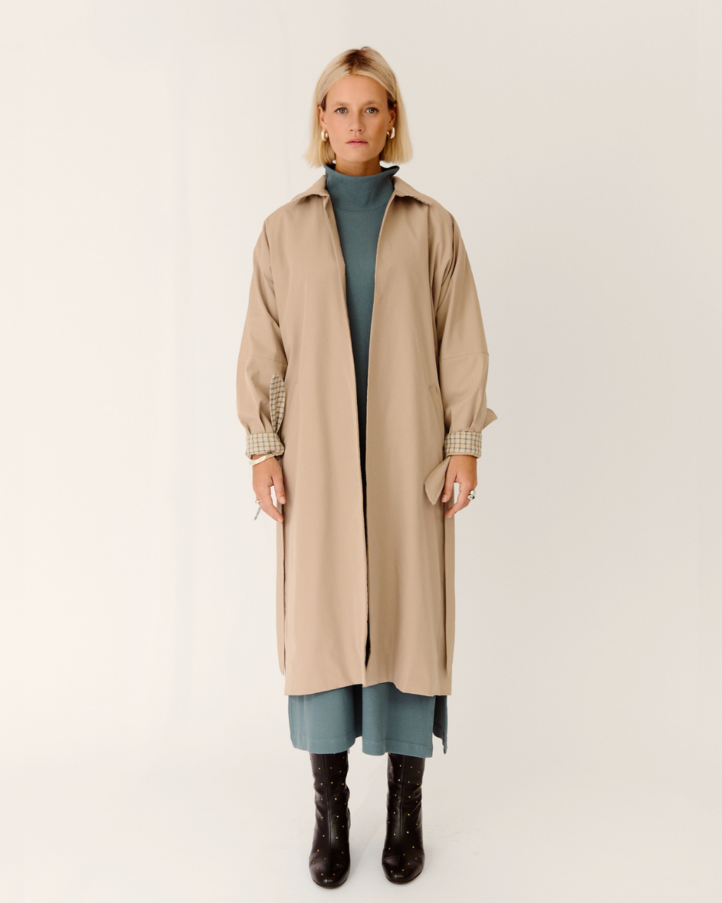 gabardina lia beige ✳