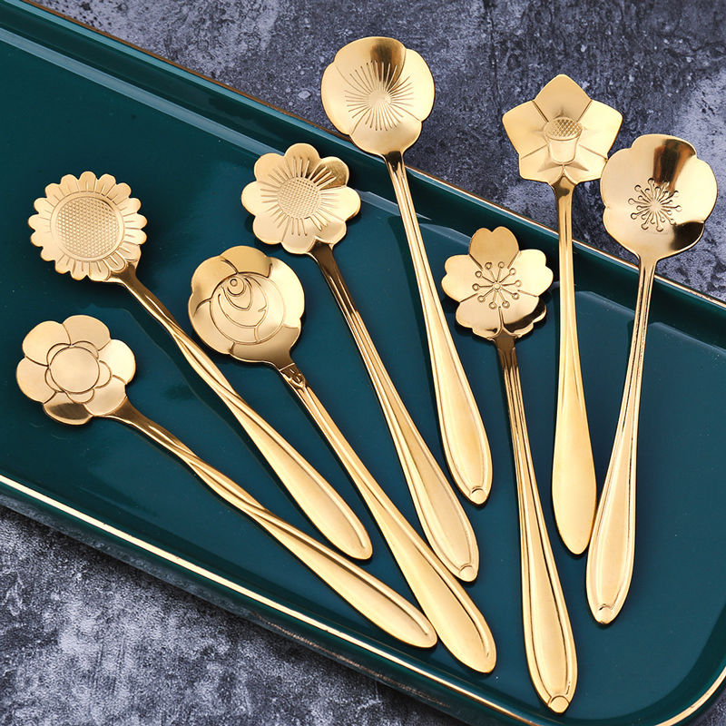 ArtZ® 8-piece Stainless Steel Flower Teaspoon Set - Gold 8 Pieces