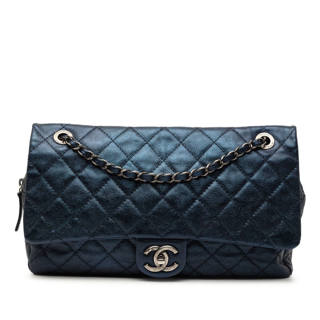 Jumbo Quilted Iridescent Caviar Easy Flap