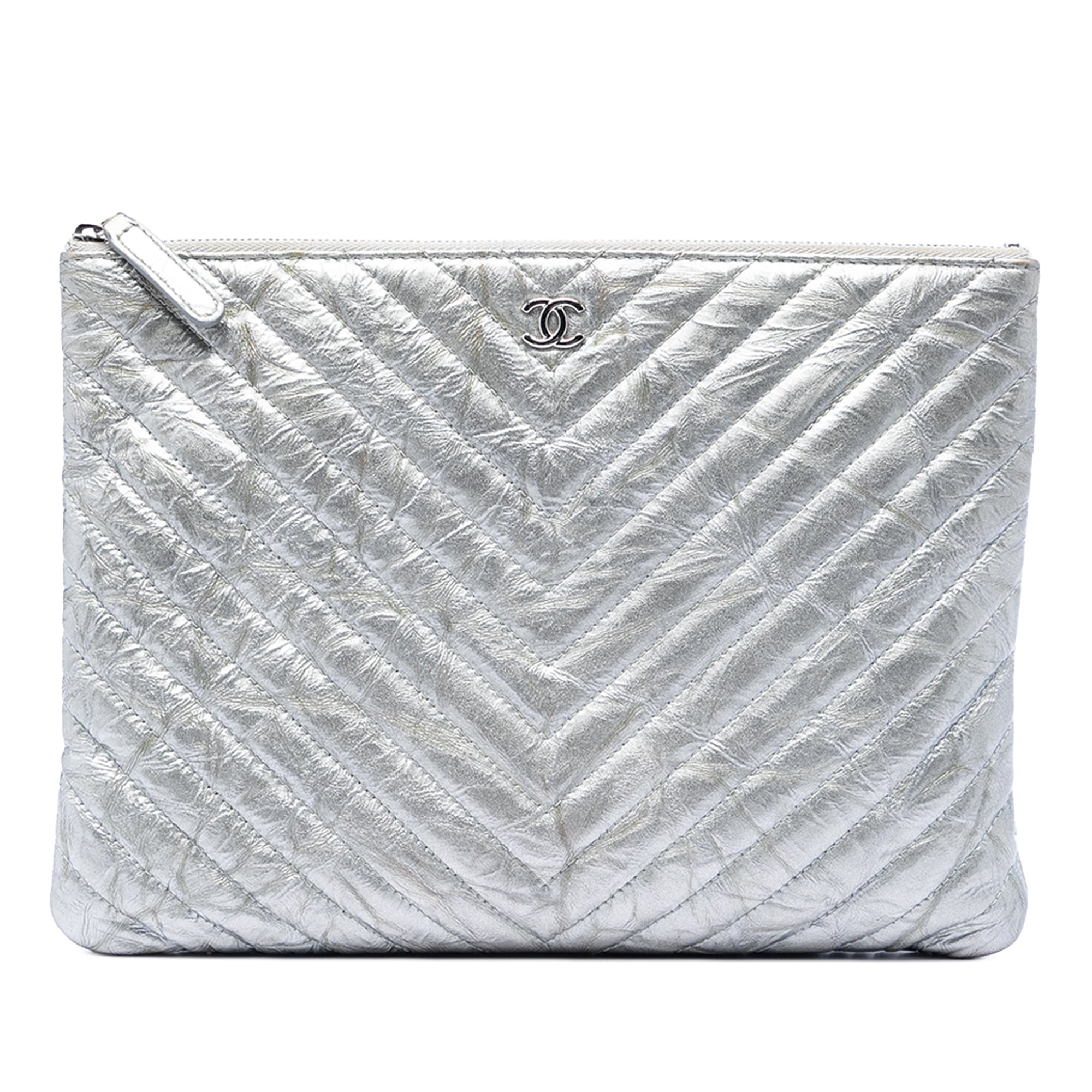 Medium Chevron Metallic Aged Calfskin O Case Clutch
