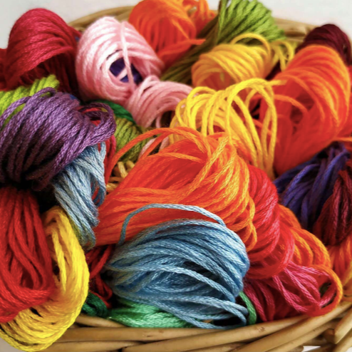 Hilo Mouliné – Pack 120 Colores con Caja de Almacenamiento