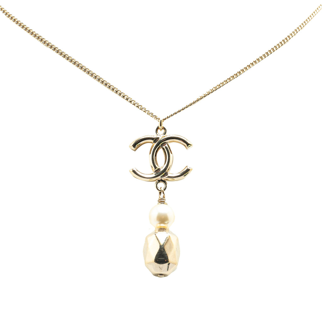 Gold Plated CC Faux Pearl Pendant Necklace