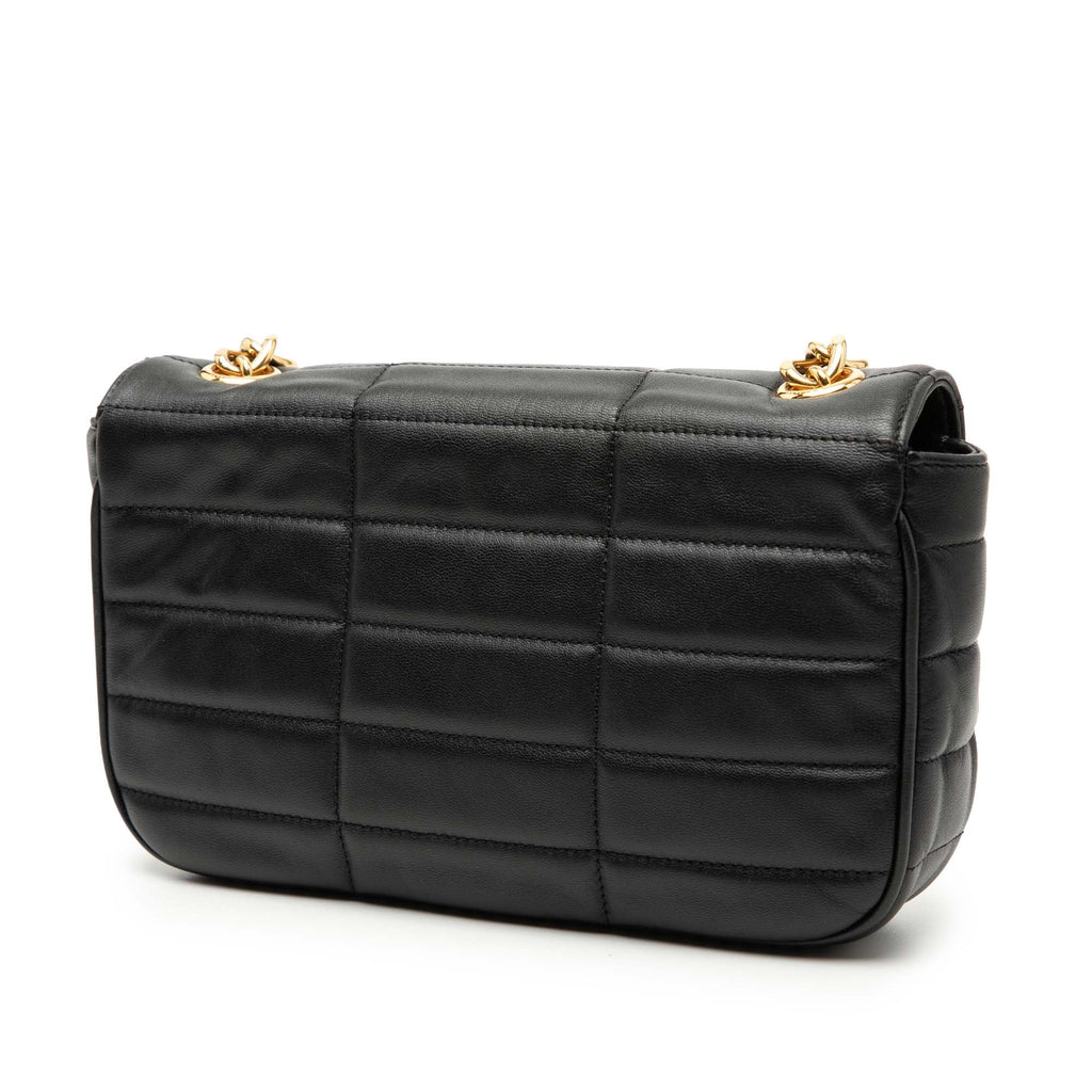 Matelasse Goatskin Monochrome Chain Shoulder Bag
