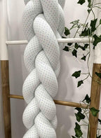 Trenza Bebé para cuna cama artesanal a medida - Protección y estilo para tu bebé