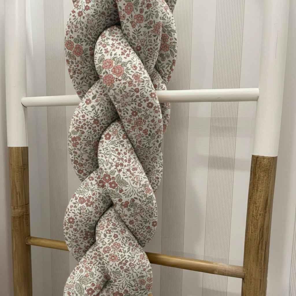 Trenza Bebé para cuna cama artesanal a medida - Protección y estilo para tu bebé