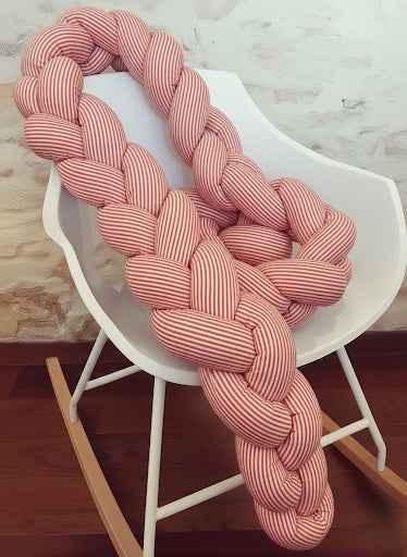 Trenza Bebé para cuna cama artesanal a medida - Protección y estilo para tu bebé