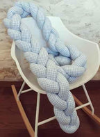 Trenza protectora para cuna y cama artesanal VICHY CELESTE 200cm