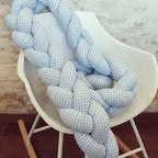 Trenza protectora para cuna y cama artesanal VICHY CELESTE 200cm
