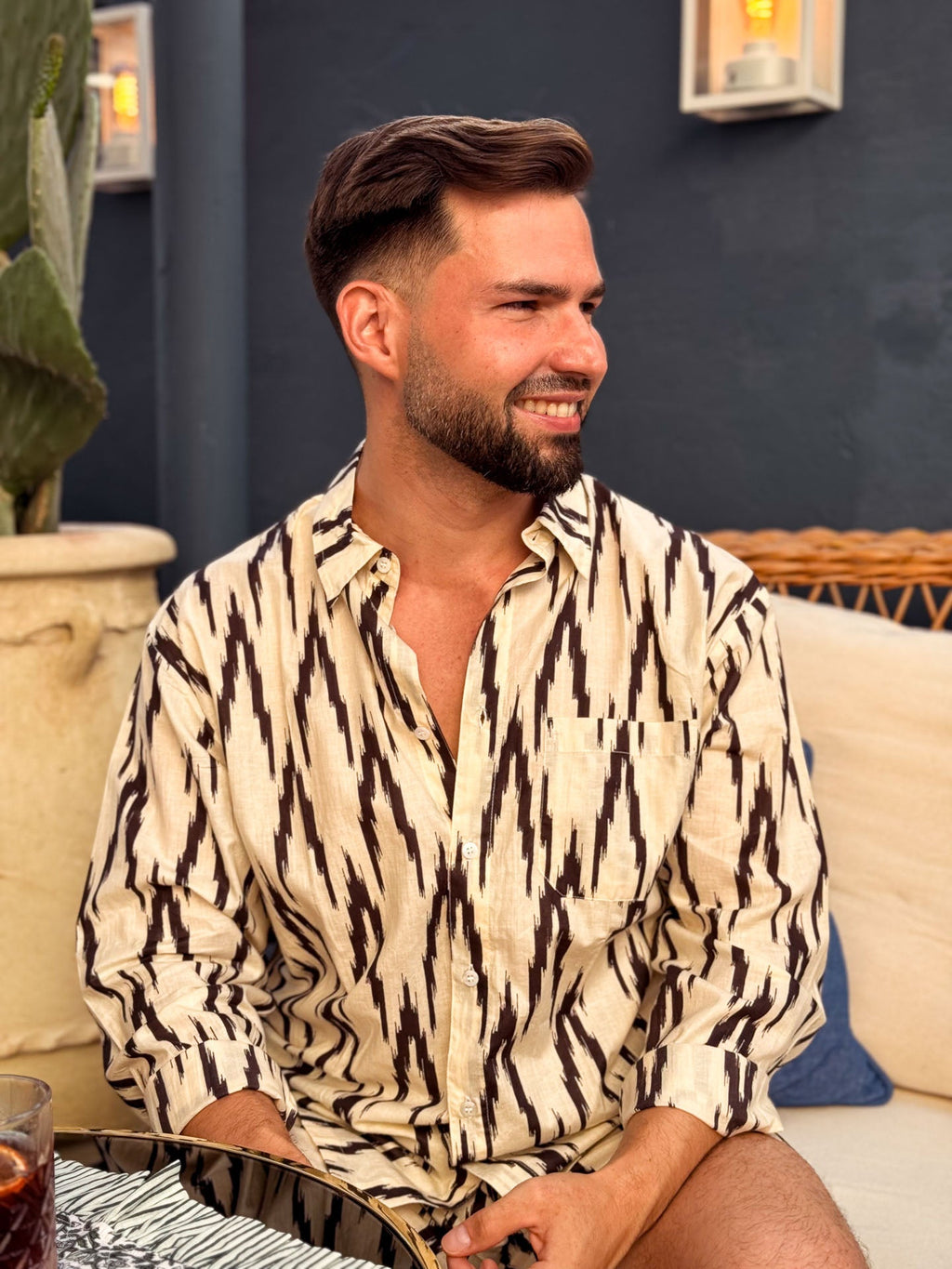 Camisa Ikat - Blanco y Negro
