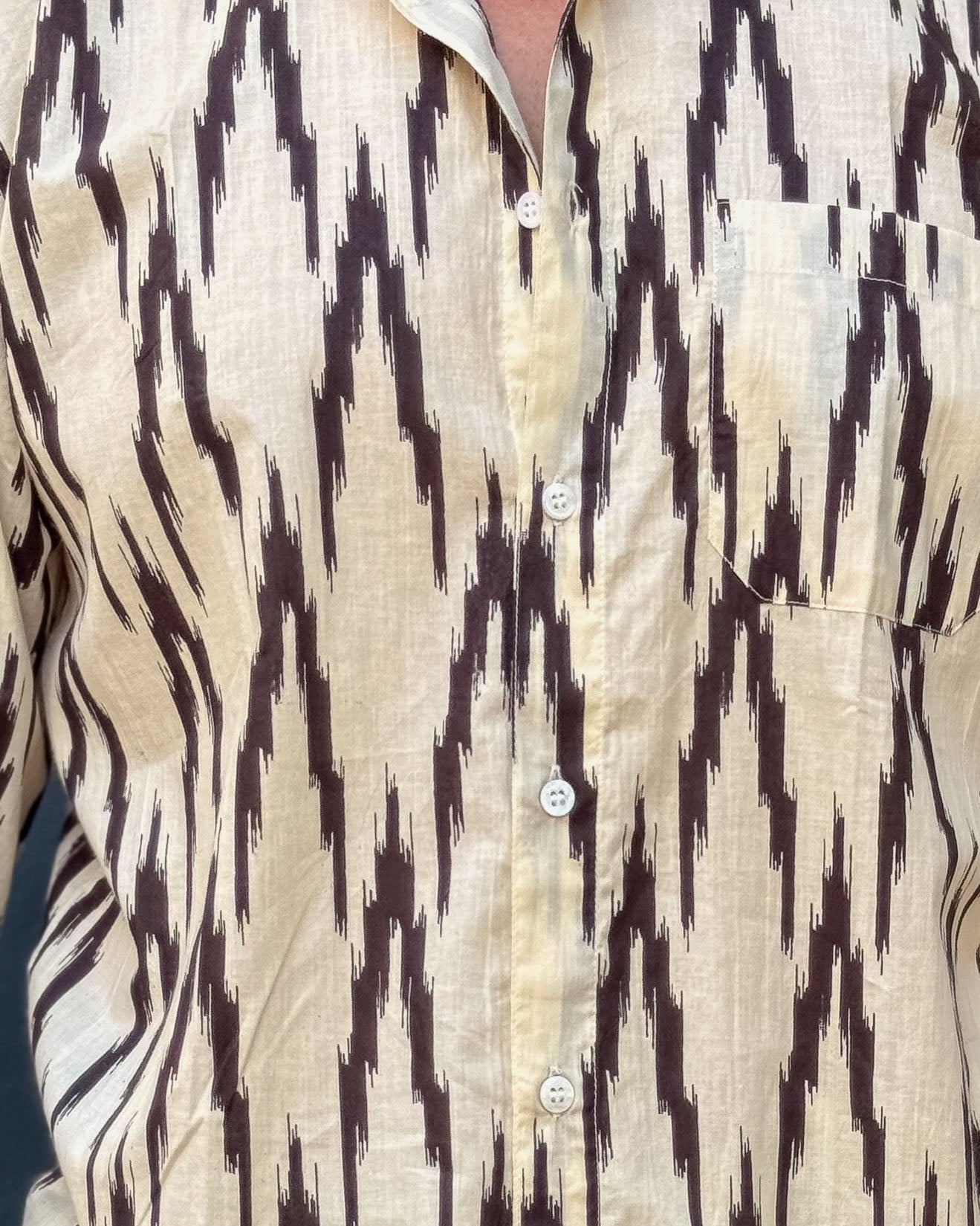 Camisa Ikat - Blanco y Negro