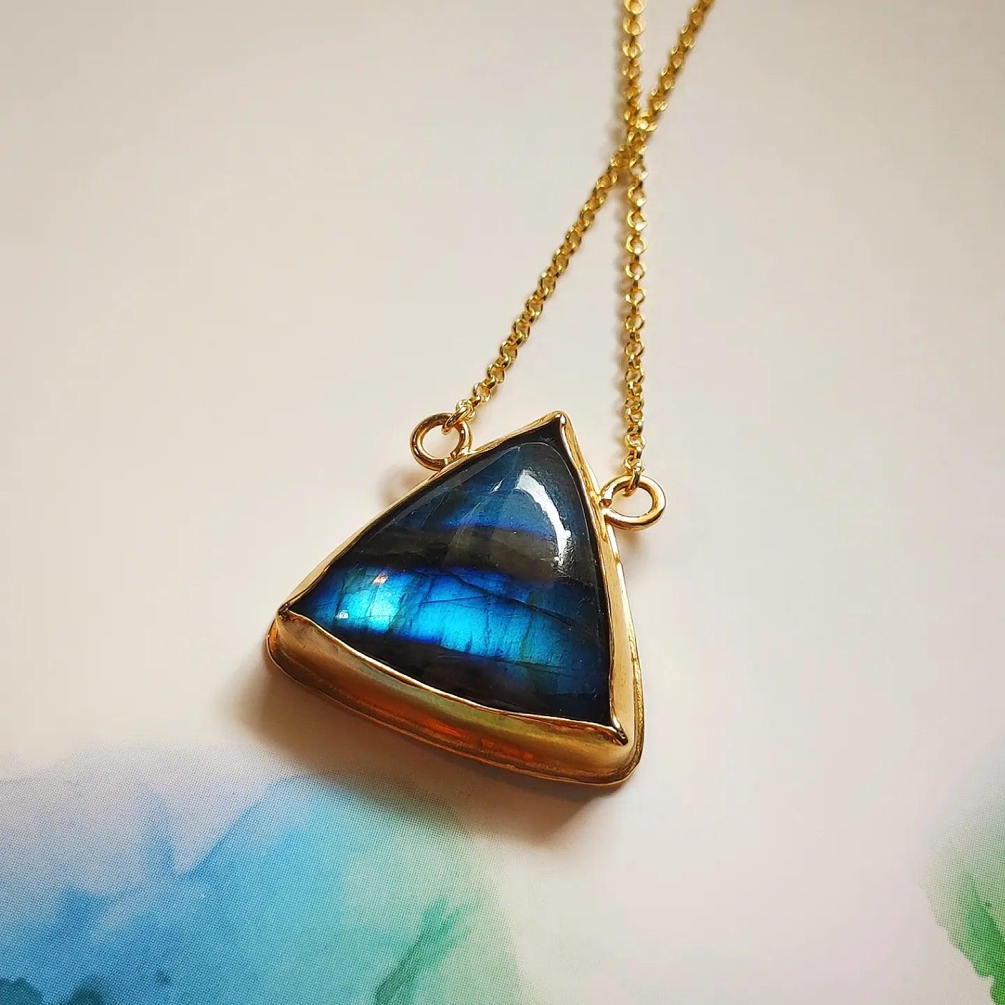 Colgante Labradorita de Madagascar - Piedra de la suerte